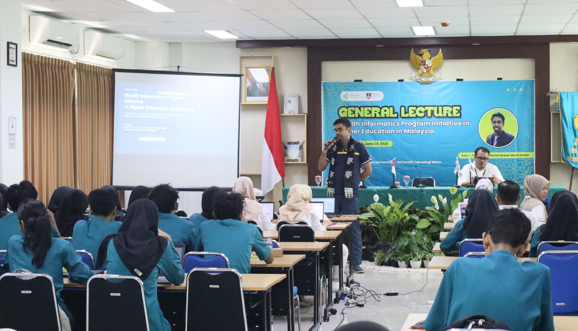 Semarang, Indonesia (24 Juni 2026) - General Lecture From Universiti Teknologi Mara Malaysia at RMIK Poltekkes Kemenkes Semarang (Assoc. Prof. Dr. Mohd Idzwan Mohd Salleh)
